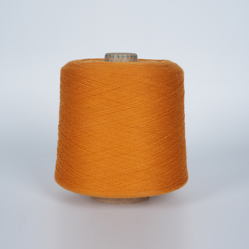 Fil mélangé 70Nm/2 90 % laine 10 % soie